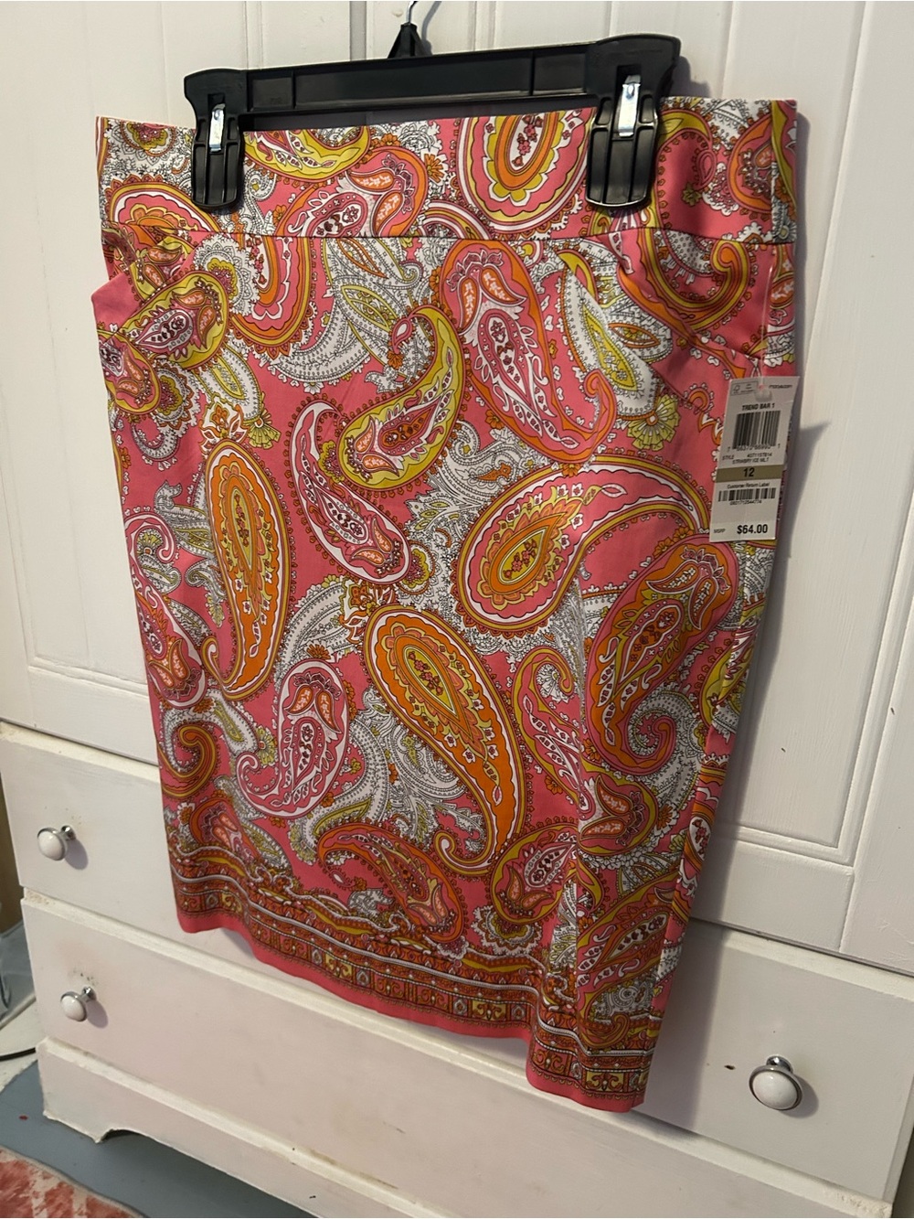 NWT CHARTER CLUB Coral Pink Paisley Pencil Skirt, Lined, Small Slit in Back - Picture 2 of 10